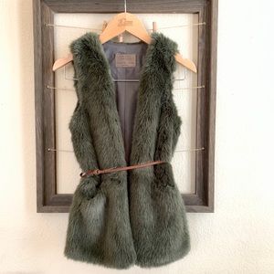 Zara fur vest